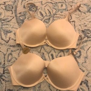 Wacoal Amazing Assets bras